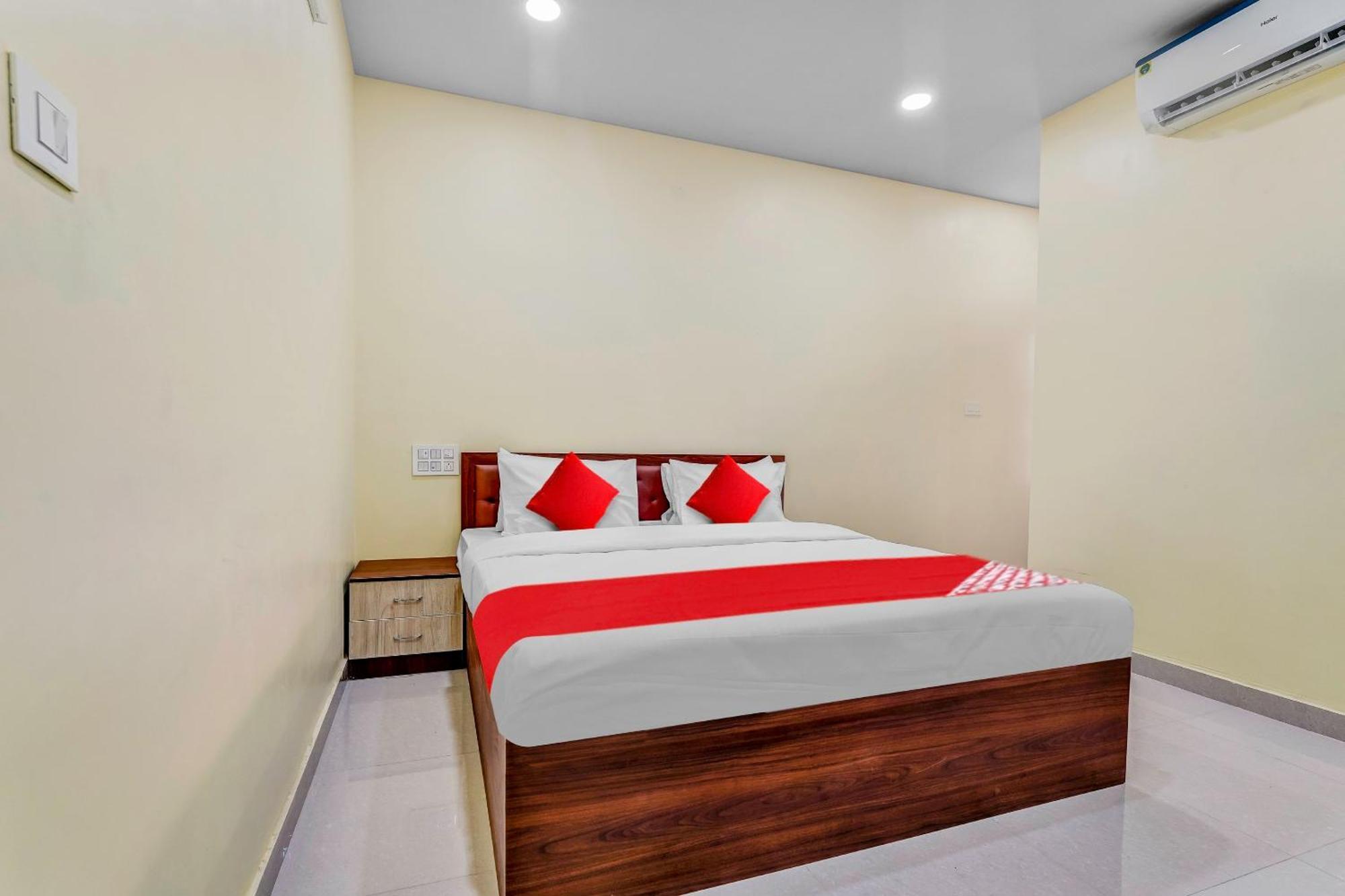 Oyo Flagship Hotel Ayodhya بنغالور المظهر الخارجي الصورة