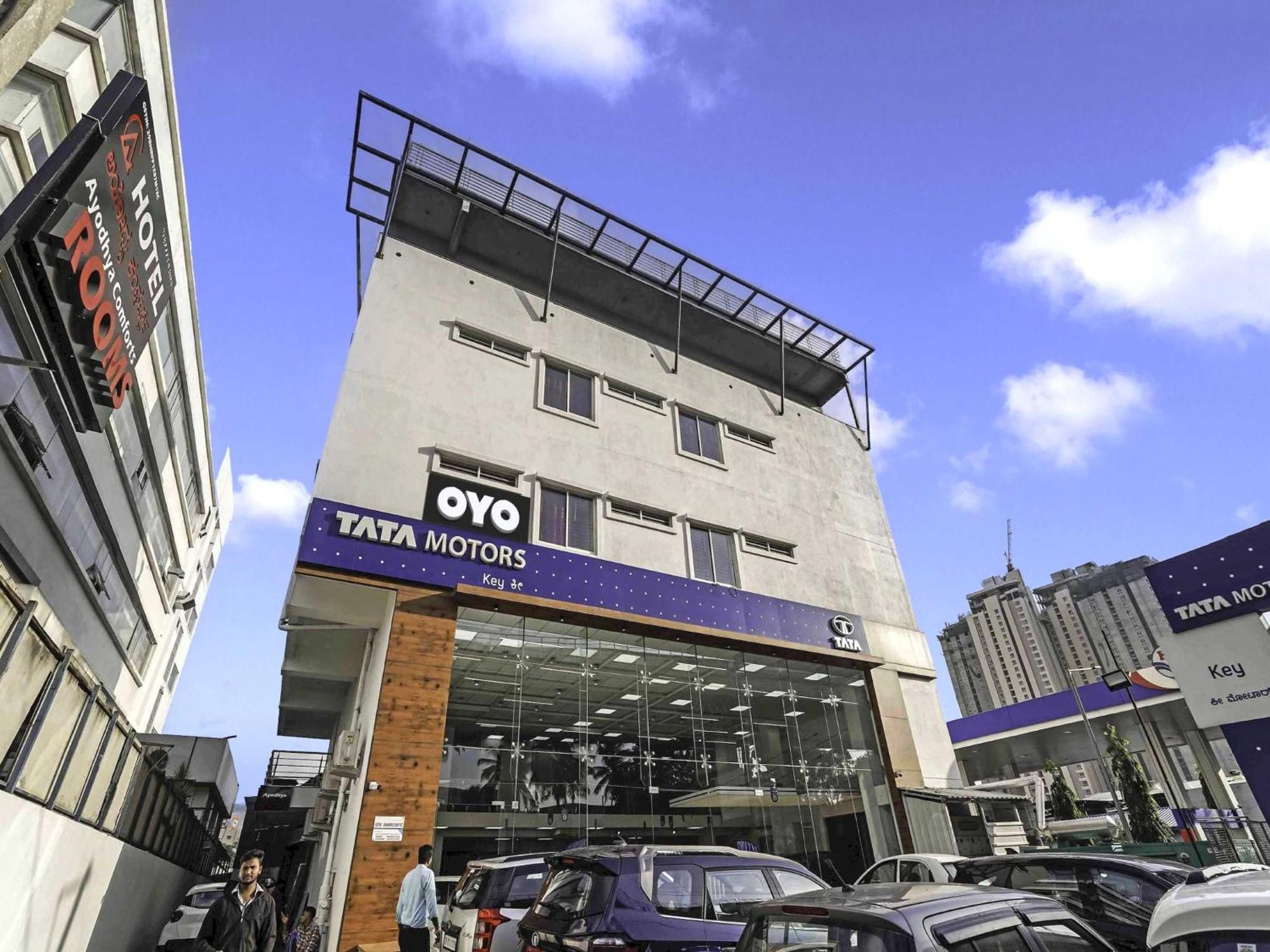 Oyo Flagship Hotel Ayodhya بنغالور المظهر الخارجي الصورة