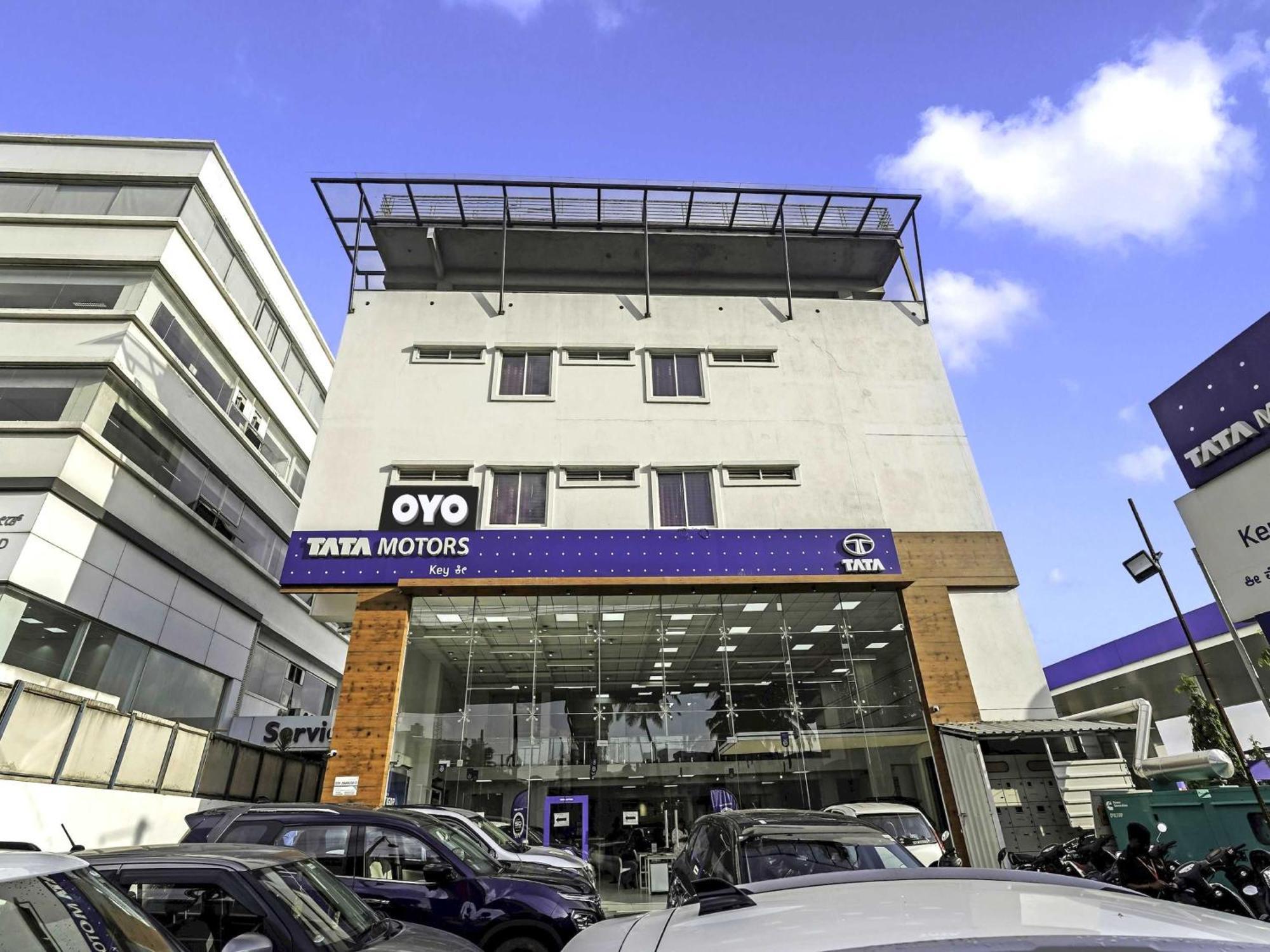 Oyo Flagship Hotel Ayodhya بنغالور المظهر الخارجي الصورة