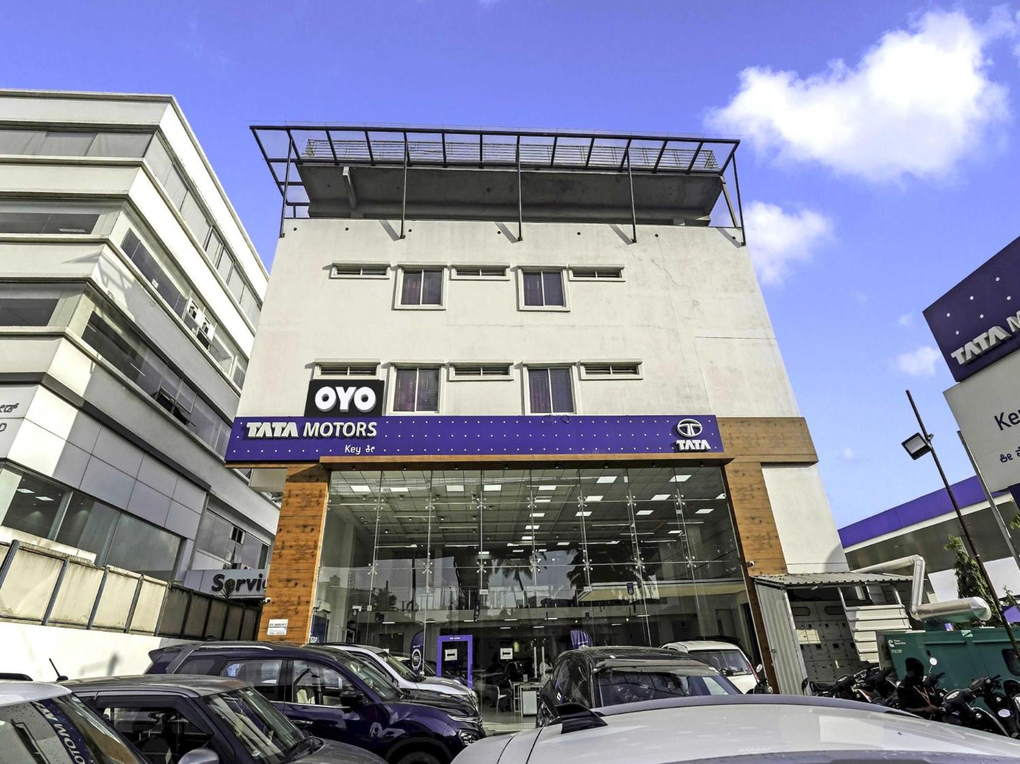 Oyo Flagship Hotel Ayodhya بنغالور المظهر الخارجي الصورة