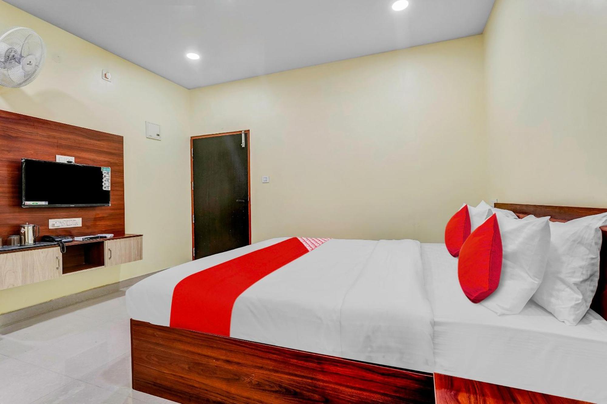 Oyo Flagship Hotel Ayodhya بنغالور المظهر الخارجي الصورة